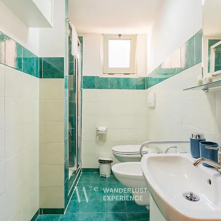 Wanderlust Experience Frankly